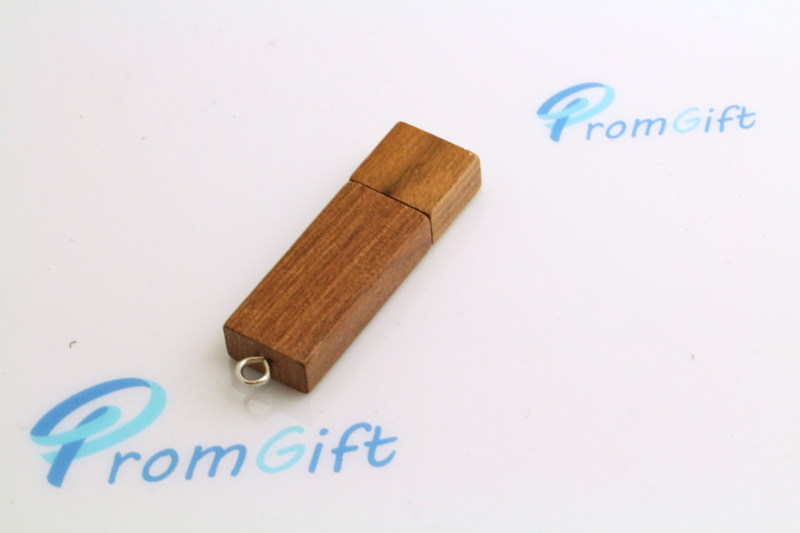 Klasyczny pendrive z drewna - brązowy 4GB